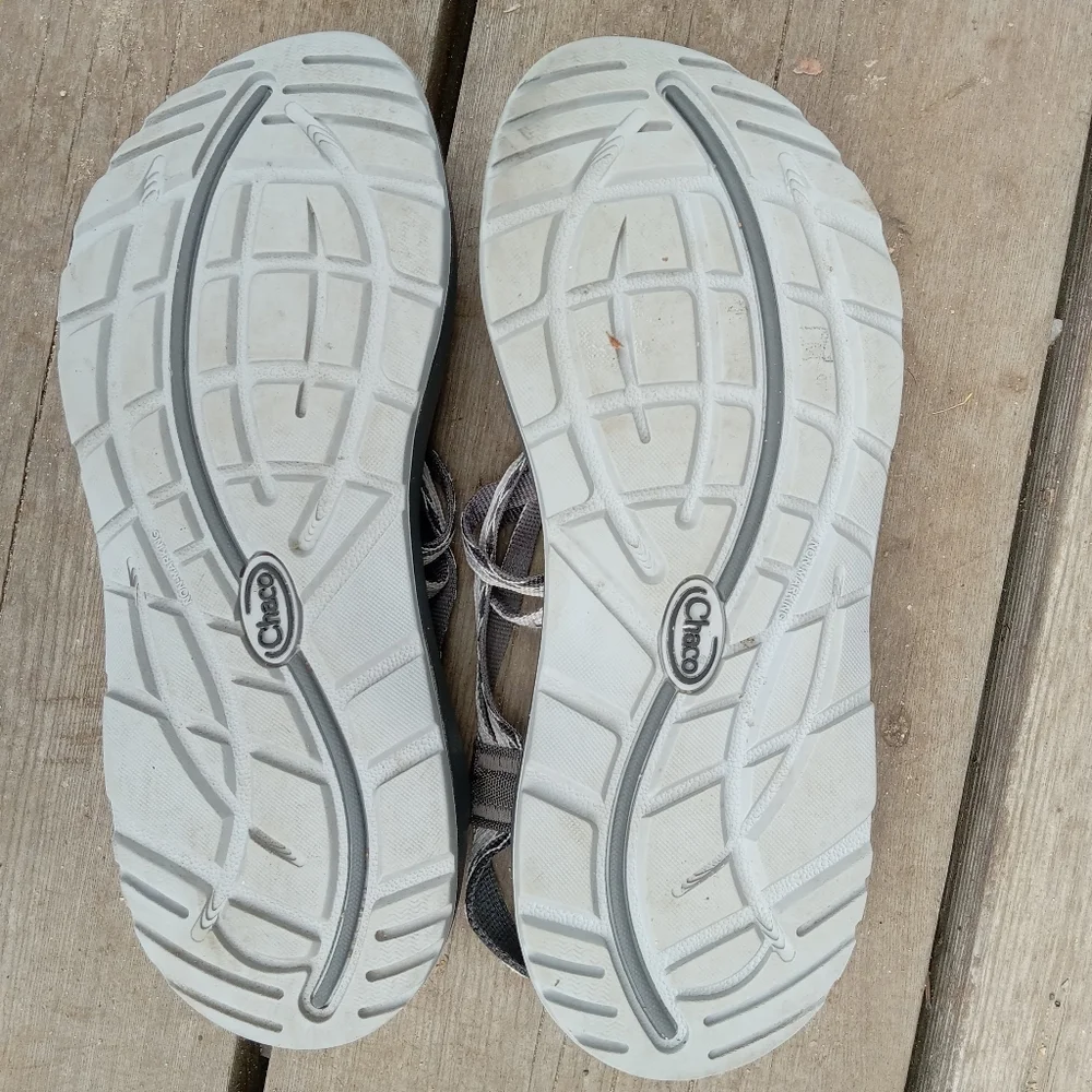 Chaco Womens ZX2 Sandal Size 9 Apex Gray Toe Loop Adjustable Outdoor Water Shoe